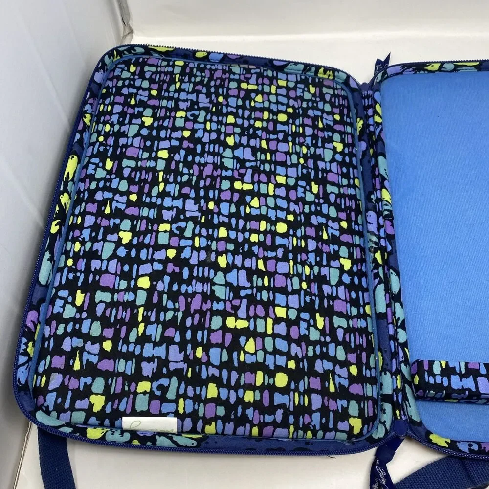 Vera Bradley Indigo Pop Messenger Laptop Adjustable 17